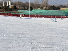 -华彬猛犸滑雪场