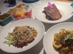 -荷塘秋月·本帮江浙菜(国权路店)