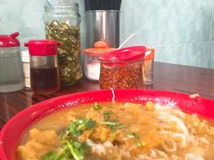 鱼汤粉-成群小食店