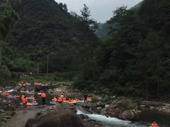 -安吉龙王山峡谷漂流