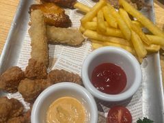 -菲滋意式休闲餐厅(北仑银泰城店)