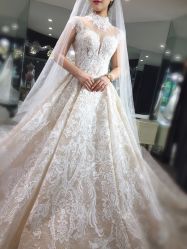 -艾米丽婚纱礼服