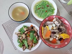 -天鹅到家·保姆月嫂育儿嫂(朝阳店)