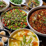 我学校门口竟然还有这种宝藏川菜馆！好适合聚餐团建！