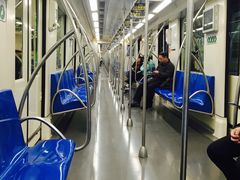-陆家浜路(地铁站)