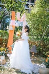 点击看大图 -GRACE KELLY婚纱与礼服(北京店)