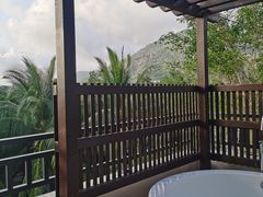 -三亚亚龙湾雅高美爵酒店