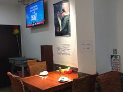 -茸梅路右拐龙虾-农家菜(松江店)