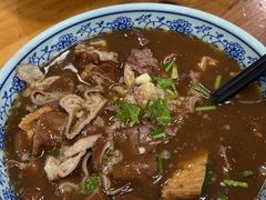 卤煮火烧-门框胡同百年卤煮(鸟巢店)