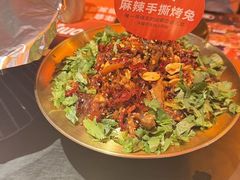 -何师烧烤Pro ·小龙虾·江湖川菜·精酿啤酒(太古里旗舰店)