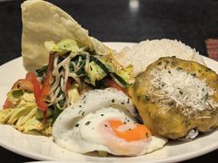 -WOLFGANG PUCK KITCHEN & BAR(迪士尼小镇店)