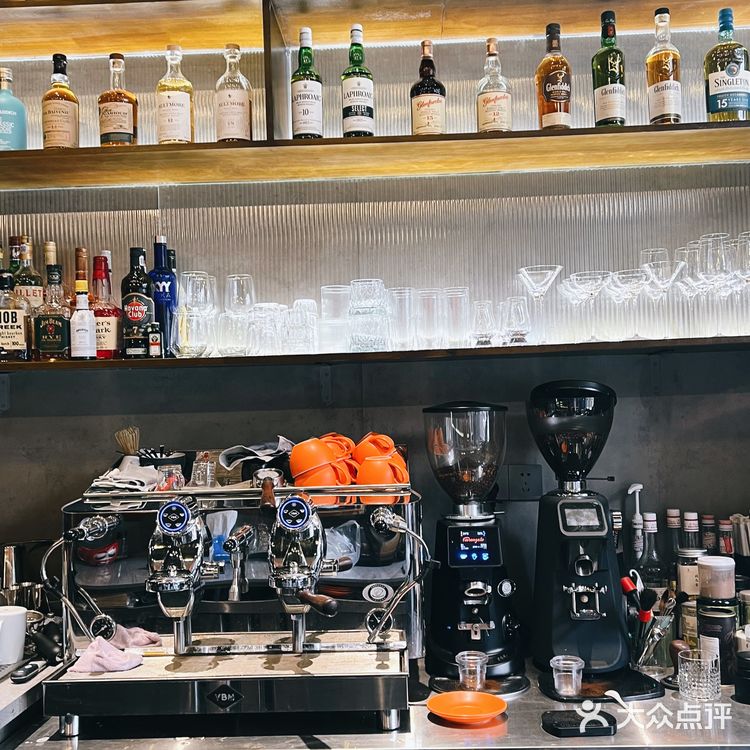 EQ’M Coffee&Bar|从早到晚陪住你🤎
