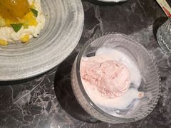 -LESCEDARS Brasserie Bistro香柏树