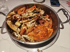-七欣天香辣蟹火锅(闵行浦江欢乐颂店)