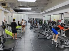 -健变健身俱乐部(前海天虹商场店)