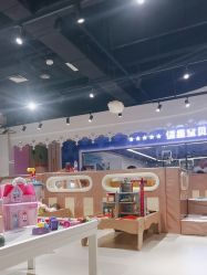 -趣想家亲子乐园(路劲世界广场店)