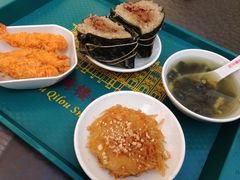 -海口骑楼小吃街