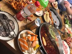 -川渝又一村火锅烤肉自助(步行街店)