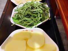 贡菜-渝宗老灶火锅(时代天街店)