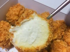 蟹黄肉松小贝-鲍师傅糕点(国金街店)