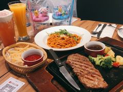 -必胜客(嘉兴八佰伴店)