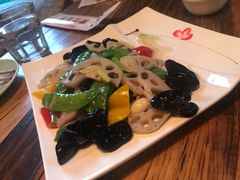-YAFEE雅菲·粤菜·湘菜·融合菜(魏公村店)