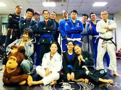 -金翼跆拳道巴西柔术拳击格斗学院