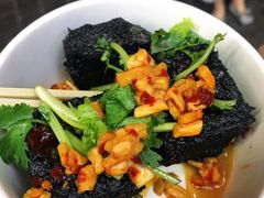 -黑色经典臭豆腐·湖南特产(坡子街店)