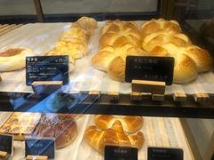 -BONBON BAKERY