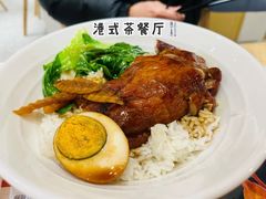 烧鸭腿饭-正東记港味烧腊餐室(天鹅湖银泰城店)