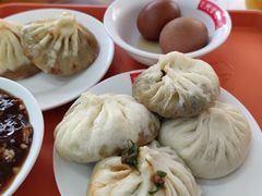 -老天桥酱肉烧饼夹肘子(天桥店)