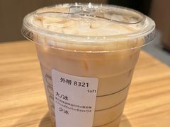 -星巴克(上海长宁来福士1F店)