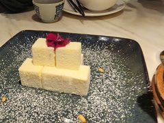 雪山酸奶糕-陶陶居酒家(新天地店)