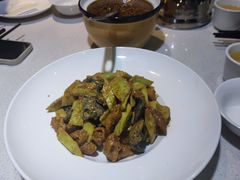 -聚友斋(陶瓷琉璃馆水晶街店)