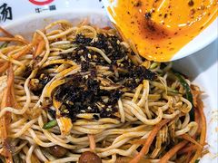 -牛一嘴·兰州牛肉面·大盘鸡(财富中心店)