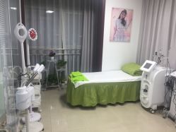 -荟草堂专业痘肌皮肤管理
