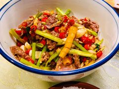 小炒黄牛肉-洞庭土菜小炒馆(易发广场店)