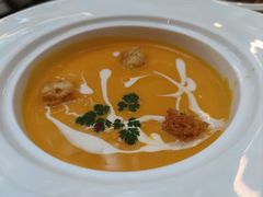 南瓜汤-Golden Lily河内巴黎法越料理餐厅(建国西路店)