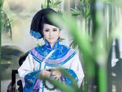 -九月鹰飞汉服摄影工作室