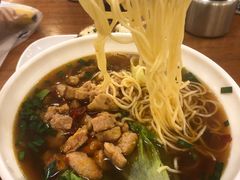 -三两春肚肺汤(崂山路店)