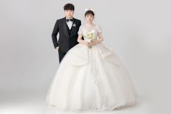 -青禾蒙娜丽莎婚纱摄影(武汉总店)