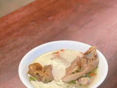 蹄花汤-洪大妈·黄鱼面(金山嘴渔村店)