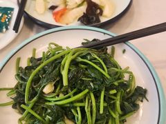 -五谷芳乳鸽王(梅沙老店)