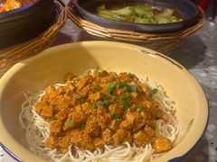 -鹤江桥·红油牛肉粉(SKP店)