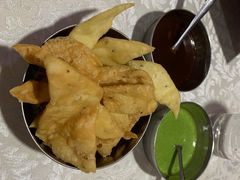 -葛尼沙印度餐厅 (镇明路店)