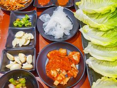 -肉甲韩国木炭烤肉(新壹街1店)
