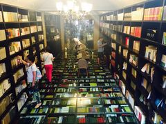 钟书阁-钟书阁(松江泰晤士小镇店)