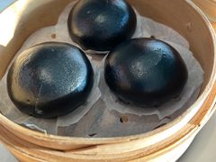 黑金流沙包-青岛海景花园大酒店·粤海餐厅