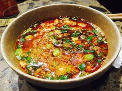 -肖肖酸萝卜鱼火锅(总店)