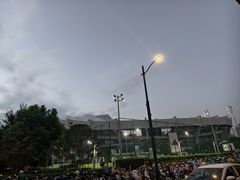 -上海体育场